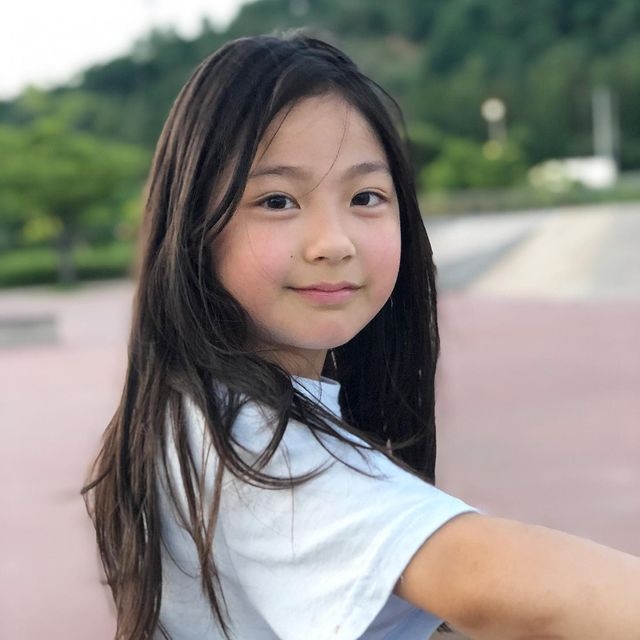 李南景出生於2009年,今年12歲