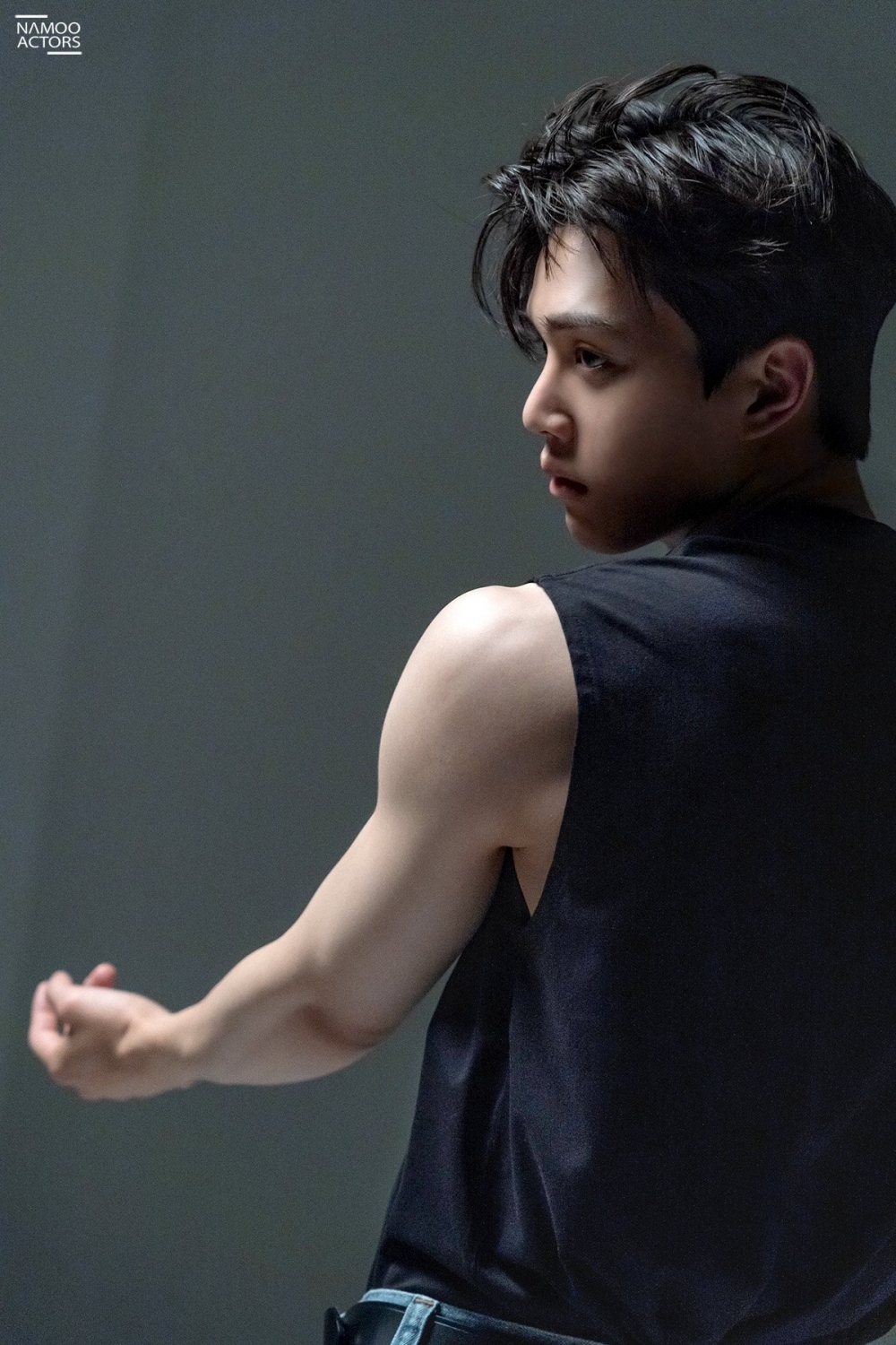 宋江 畫報拍攝花絮照02