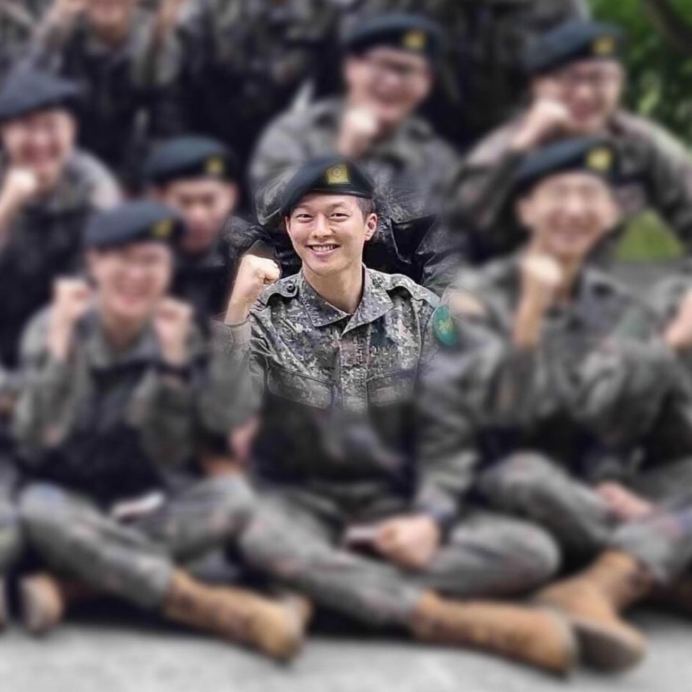 張基龍軍營生活照曝光