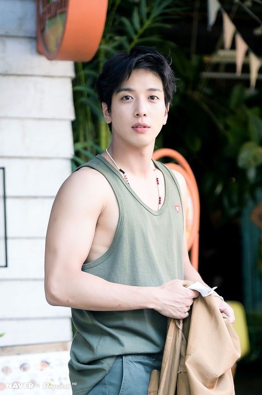 該劇將會在Disney+平台上播出，期待鄭容和官宣出演的同時，也很好奇會由哪位女星和他搭檔？