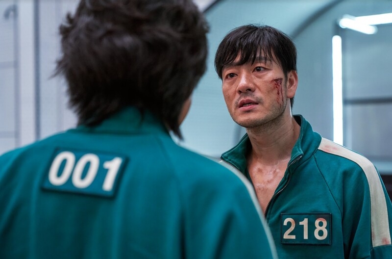 朴海秀在《魷魚遊戲》中飾演男主角的兒時玩伴「曹尚佑」