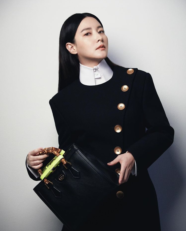 李英愛高貴又典雅