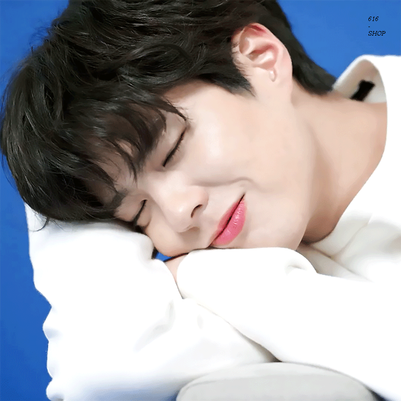 朴寶劍出演海軍線上演唱會表演現場動圖07