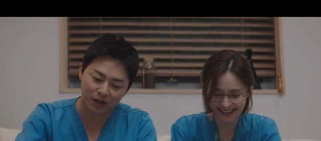 由於兩人覺得情侶舉動太不適合他們於是作罷XD