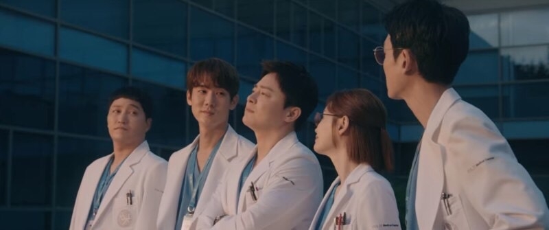 李翊晙不忘搞笑的表示：「因為下班時間到了，你可以回家所以才會喜歡。」