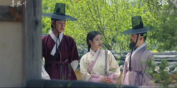 當河藍聽到紅天機為了描繪肖像畫的骨相和面相感到苦惱時