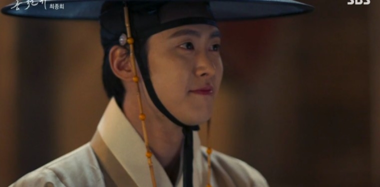 晉升為世子的亮明大君（孔明 飾）傳來聖旨表示將恢復河藍父親的名譽與家門，忽然接到朱香大君（郭時暘 飾）叛變的消息。