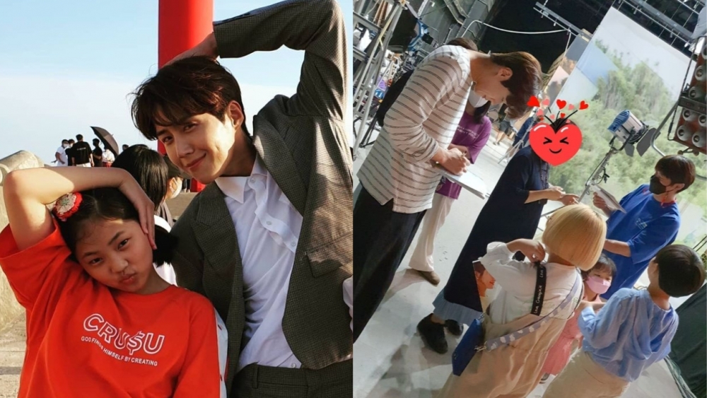 《海岸村恰恰恰》工作人員和兒童演員們應援金宣虎