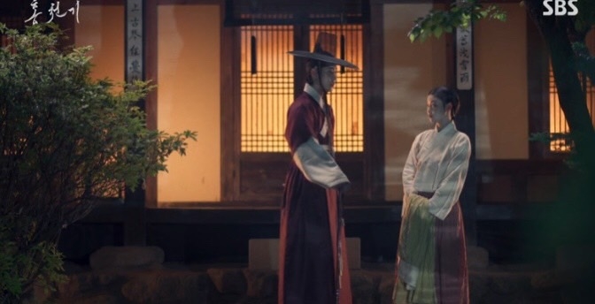 紅天機因為有事想請教河藍，於是大晚上的跑去他的宅邸