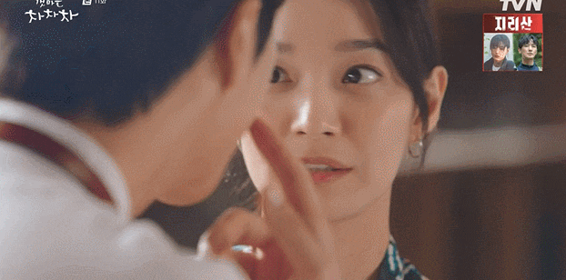 從原本火熱的氛圍急速降溫、一巴掌打在斗植的臉上，留下一臉錯愕的兩人