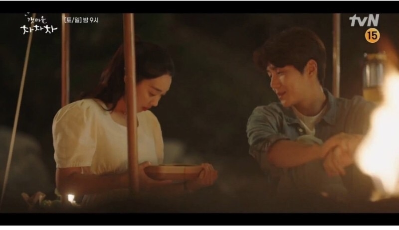 其實他在準備驚喜給惠珍，並拿出自製的珠寶盒讓惠珍放那條貴重的項鍊