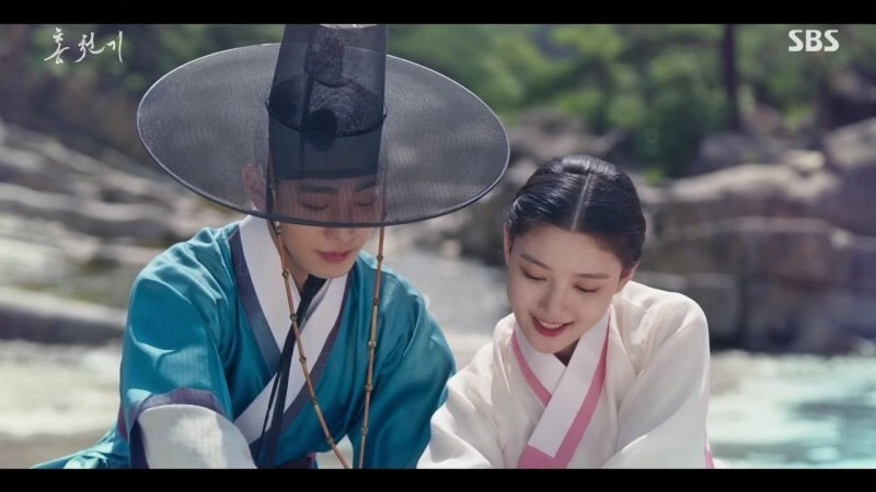 為了讓紅天機避開危險，河藍故意委託紅天機幫他畫肖像畫