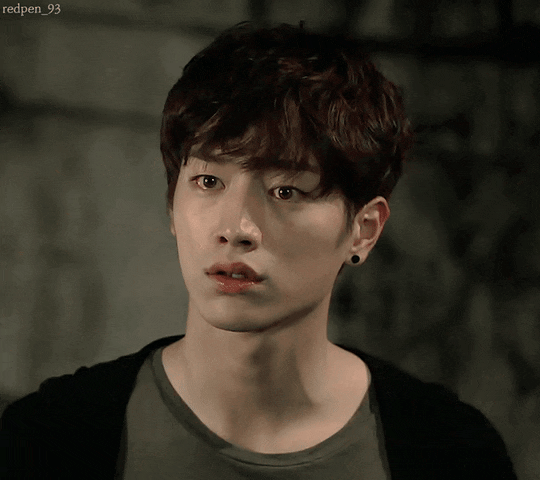 有很多網友開始討論，將會由哪位演員擔任「柔美老公」馴鹿一角呢？被提名的男演員有徐康俊