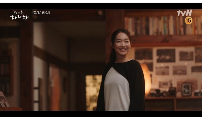 聽完後斗植迅速的跑去洗，殊不知尹惠珍是想和他嘗試雙人瑜珈