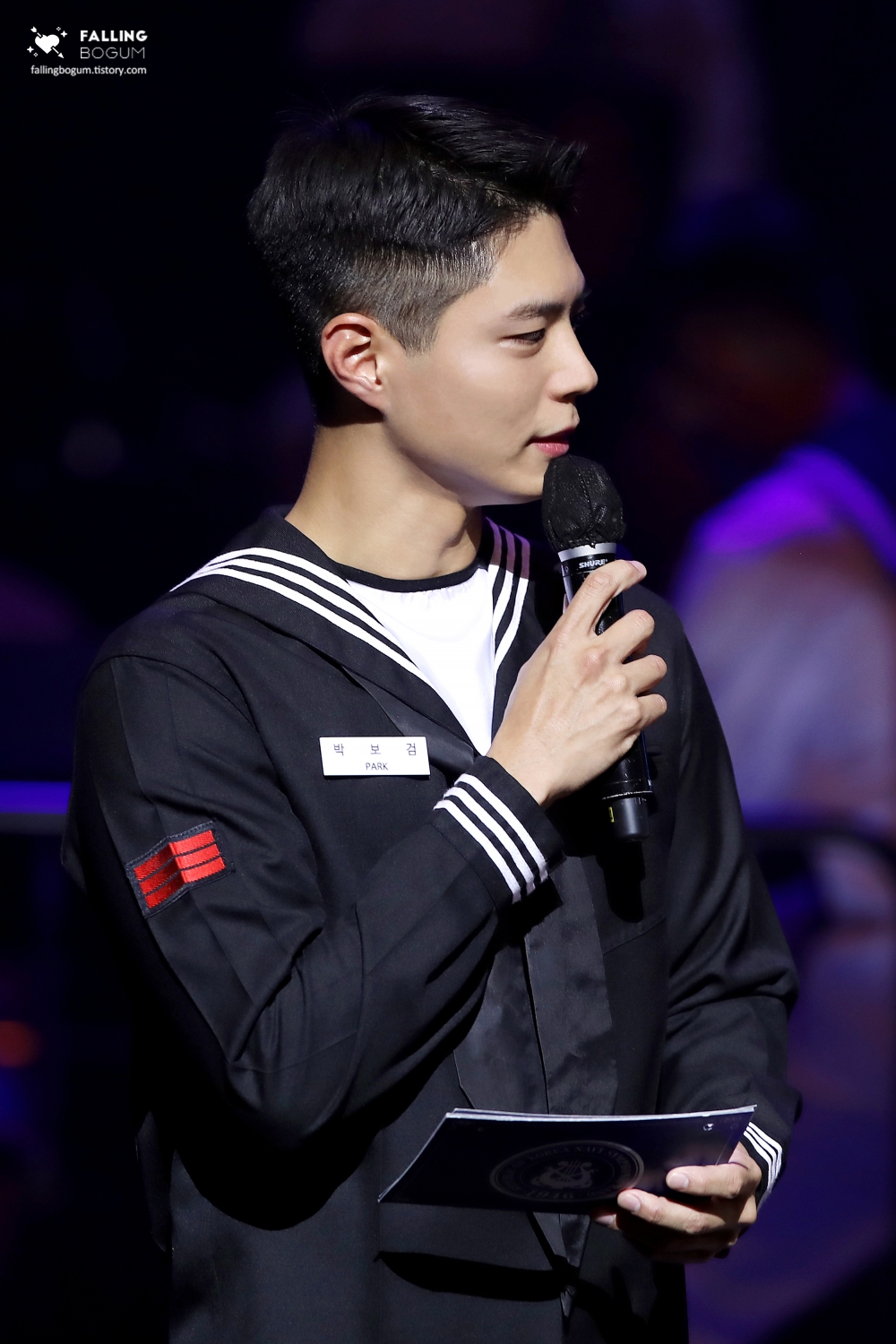 粉絲看到朴寶劍容光煥發的模樣紛紛表示「怎麼這麼快就有照片了」