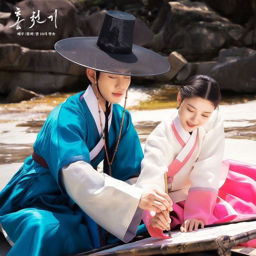 還沒看夠河藍&紅天機狗糧灑好灑滿就要開虐了嗎