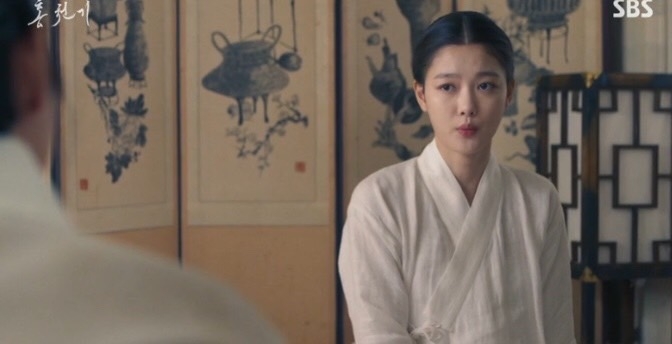 當兩人發現雙方都只穿著內衣時都很慌張