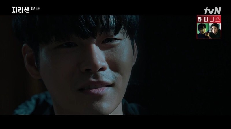 李世旭是李良善（周敏京 飾）的親戚，直接跑到良善家讓她喝下有毒養樂多