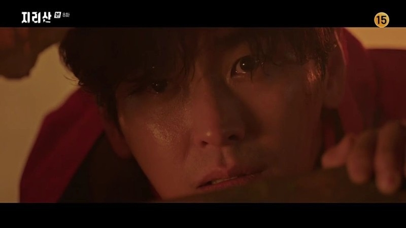 姜賢祖想起之前幻象中的橫幅，瞬間明白受困的人是自己