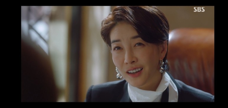 韓成惠察覺姜恩貞真實身份