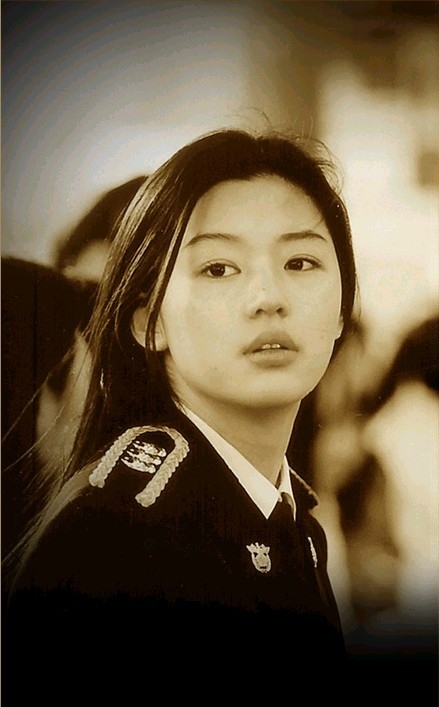 全智賢警裝造型