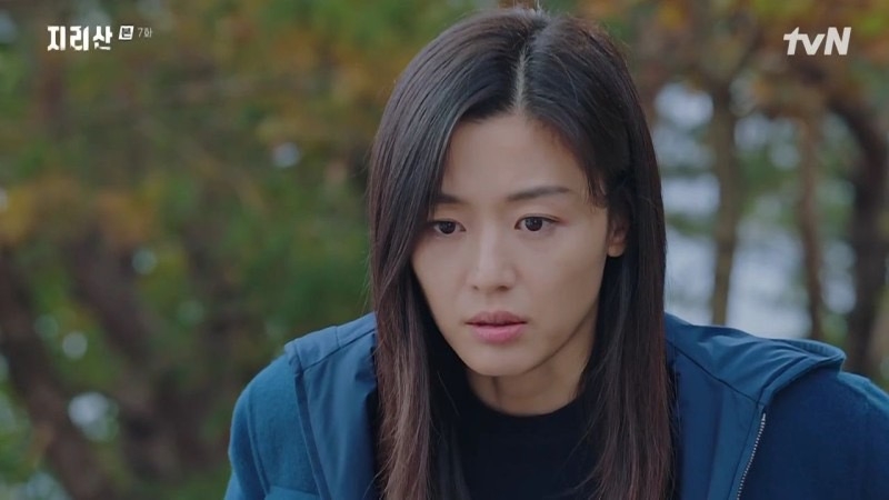 徐伊江看到多媛匆忙下山的模樣