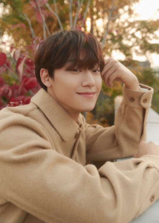 李到晛出演戲裡唯一的男主角「周汝正」