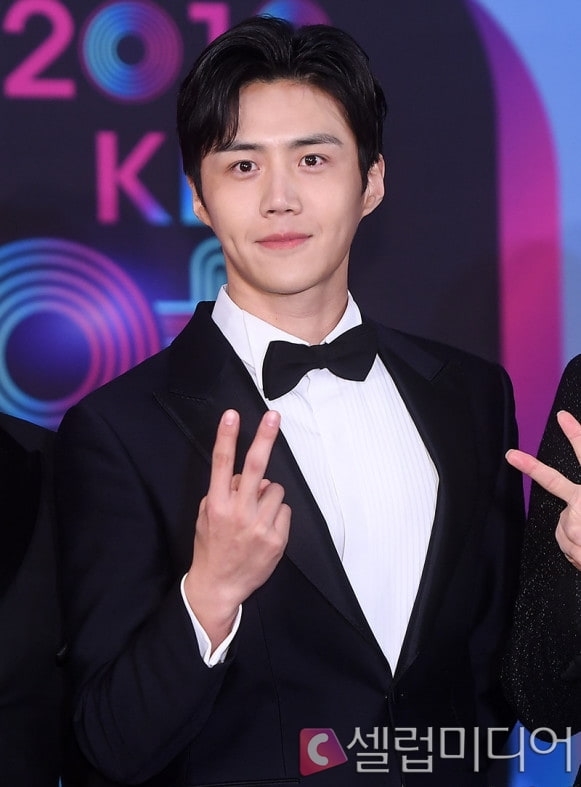 金宣虎確定成為人氣獎的雙冠王