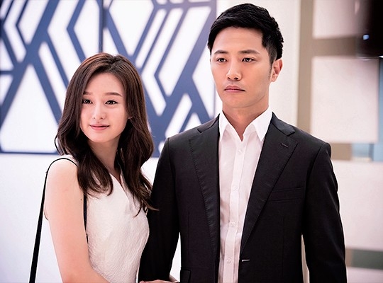 劇中飾演「超直男」徐大英一角竄紅，和金智媛組成的「救援CP」也因此聲名大噪