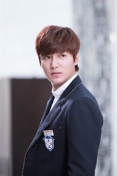 李敏鎬憑藉《繼承者們》鞏固了國際明星的地位