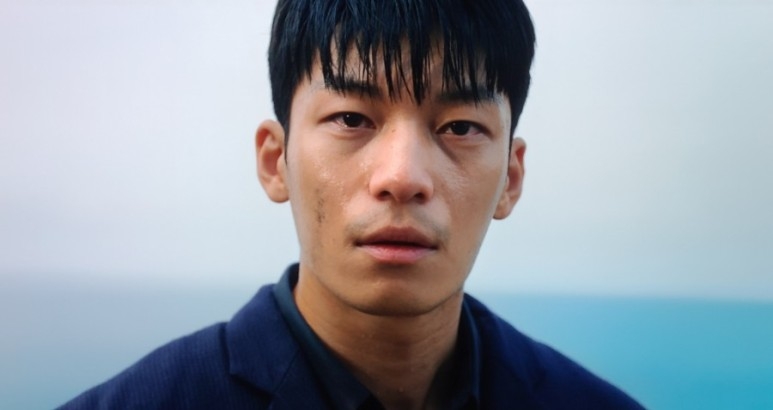 黃東赫導演接受CNN採訪提及若有第二季產出,希望能向觀眾解釋關於臥底黃俊昊(魏河俊 飾)的故事