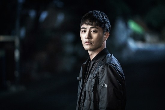 晉久之後主演了《不夜城》、《Untouchable》、《Legal High》等作品