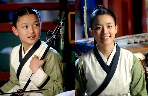 金裕貞在《同伊》中曾出演年幼版「千同伊」