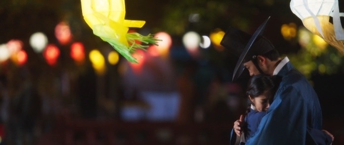 金祚怡看到羅二言後激動地撲向他