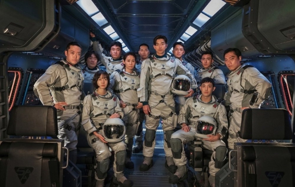 Netflix《寧靜海》總共8集,將在12/24平安夜上架於Netflix