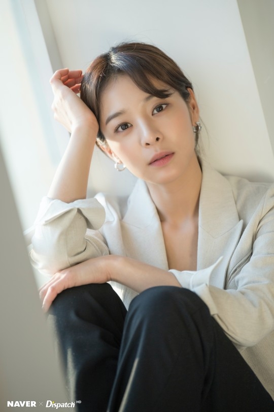 薛仁雅飾演申夏莉的好友「陳妍書」