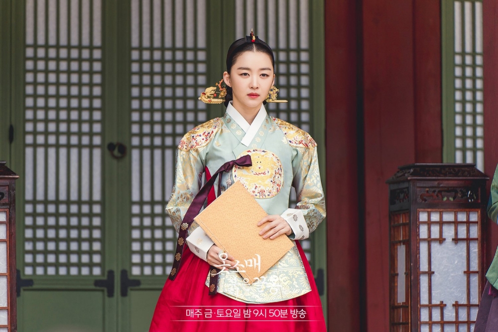 角色介紹:中殿金氏 (張熙軫 飾)