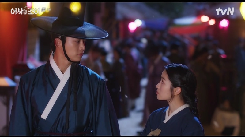 羅二言拉著金祚怡離開眾人視線