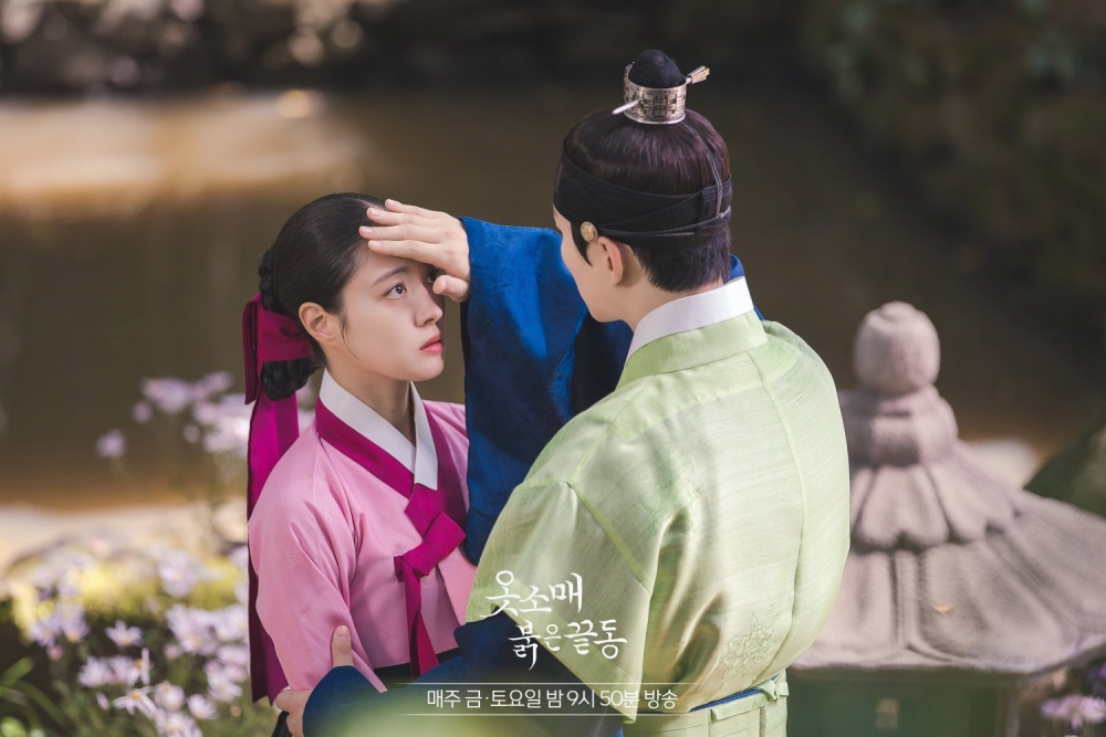 《衣袖紅鑲邊》最新收視率比第一集的5.7%暴漲近2倍