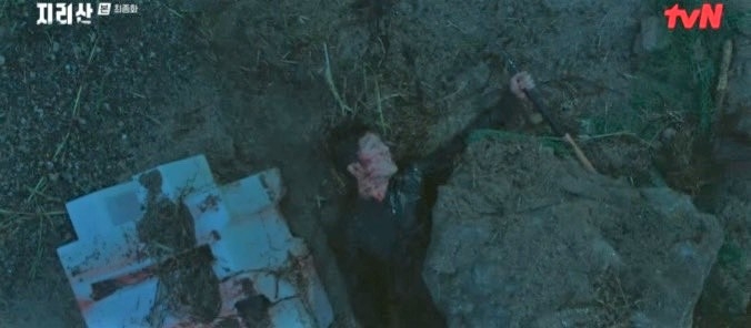 岩石滾落擊中金率