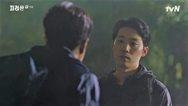 金率收到金雄順的訊息來到玄橋谷村入口