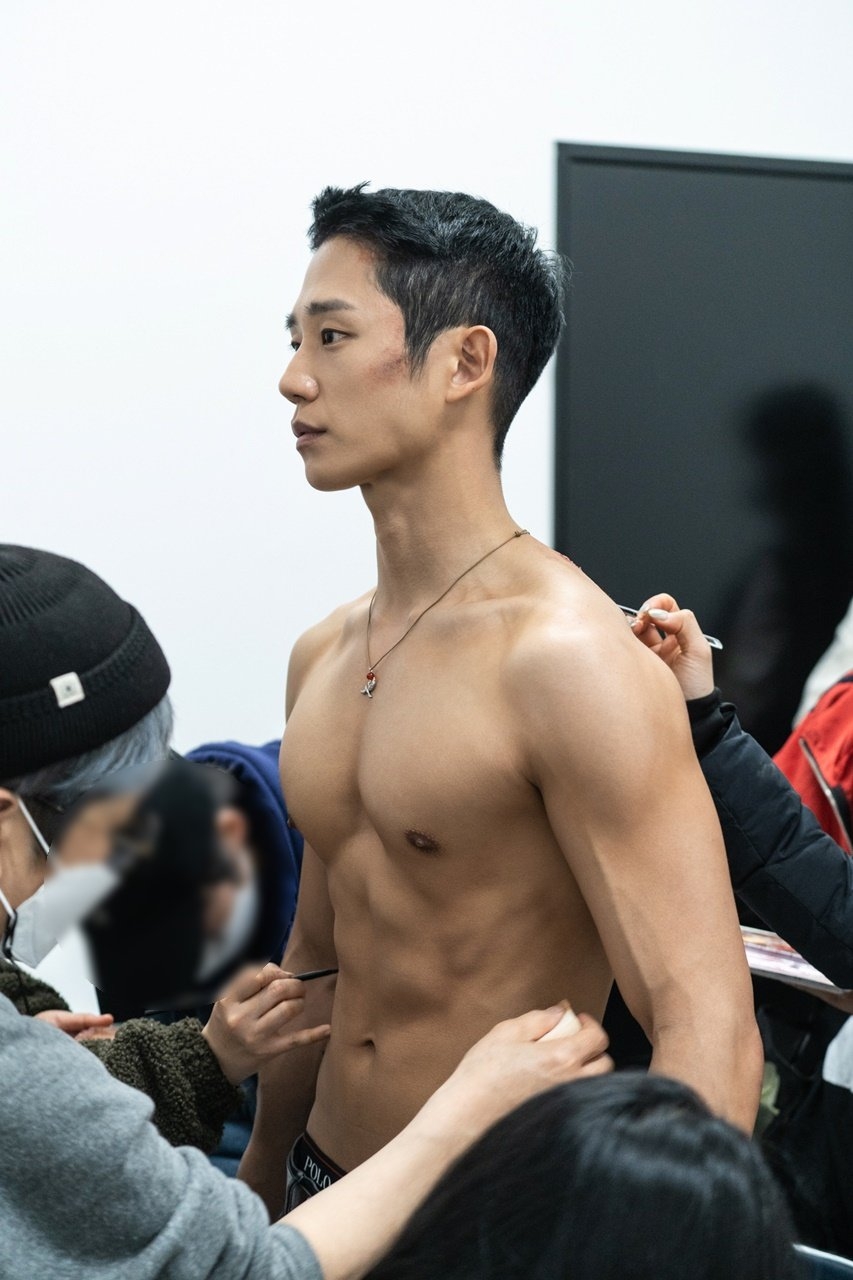 丁海寅好身材大公開