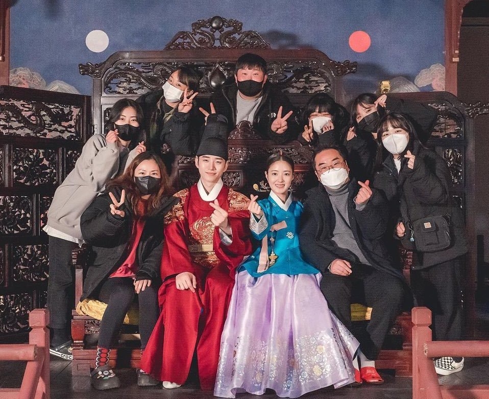 《衣袖紅鑲邊》蟬聯8週電視劇話題性排行榜冠軍