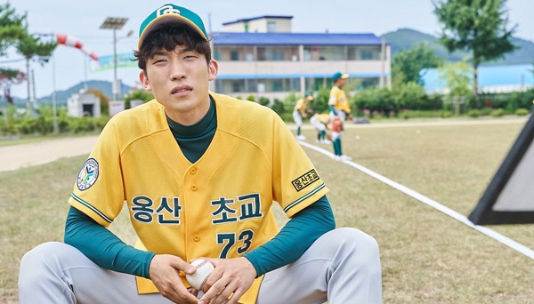 《山茶花開時》李相二