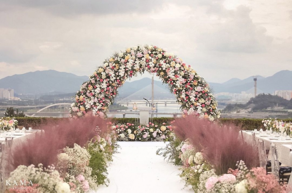 玄彬♥孫藝真 婚禮場地Aston House的照片