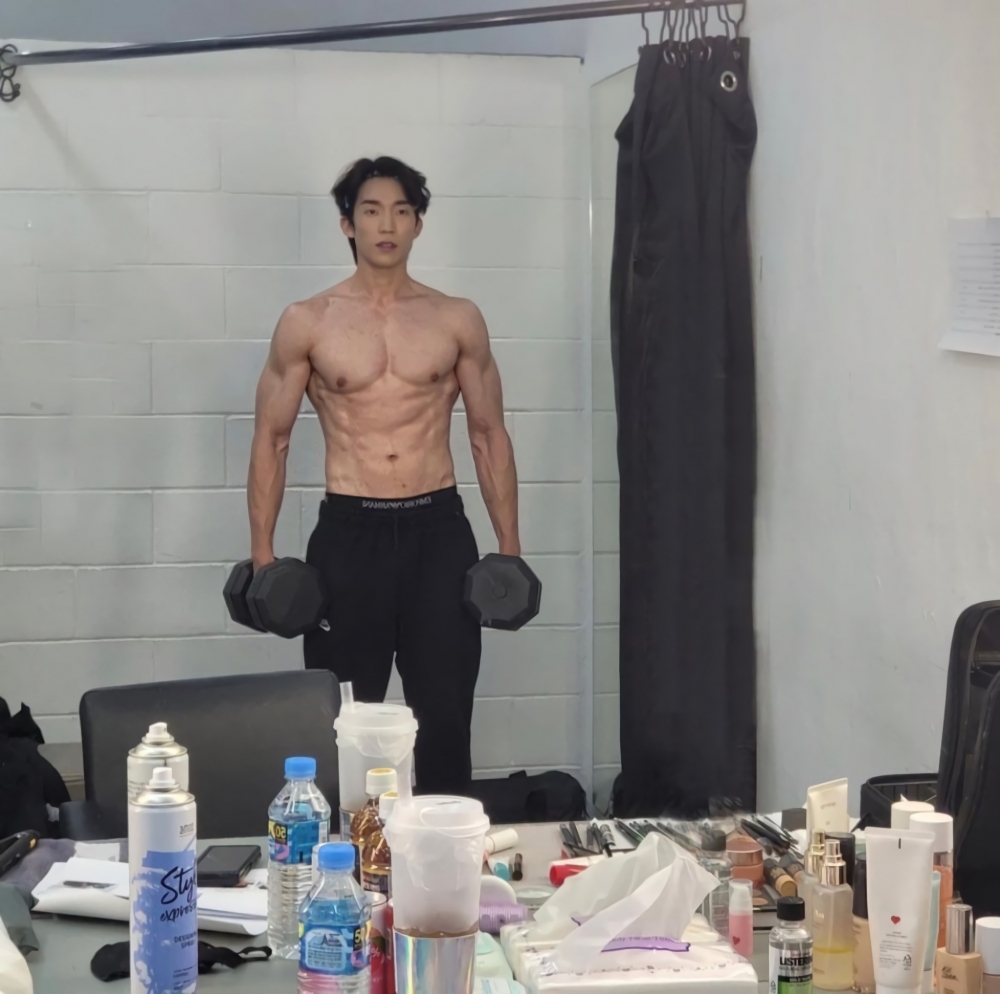 李相二肌肉身材超驚人