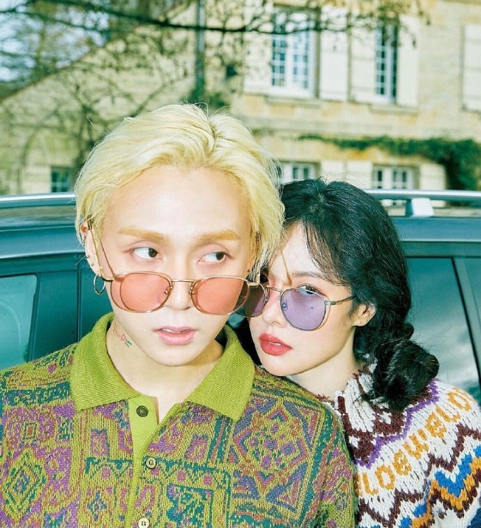 泫雅與同門師弟Dawn在2018年8月認愛