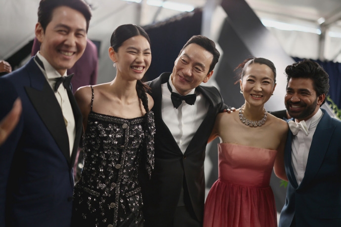 《魷魚遊戲》演員朴海秀、金姝怜、阿努潘崔帕西也出席了頒獎典禮