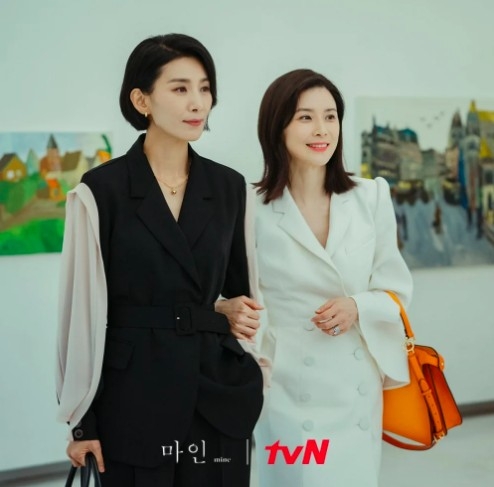 金瑞亨憑藉爆款韓劇《Sky Castle》「金老師」