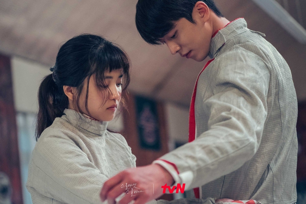 金泰梨在劇中與南柱赫有感情線